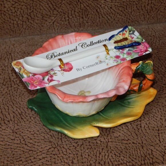 Corner Ruby Botanical Collection White Flower Shape Teacup Leaf Saucer Spoon NWT - Picture 6 of 13